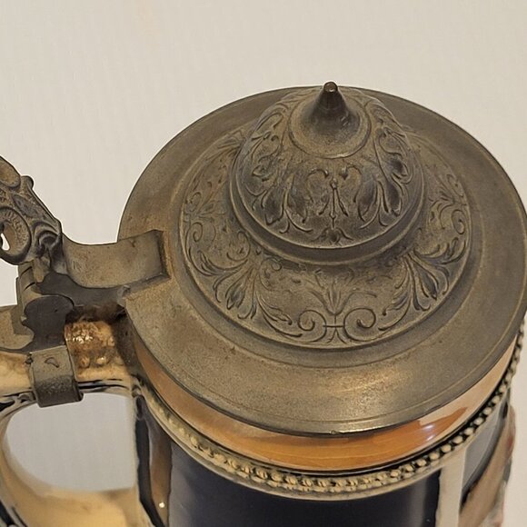 Vintage German Beer Stein Pewter Lid 8.5 in Tall Hand Painted Couple 0.5 L - Picture 9 of 16